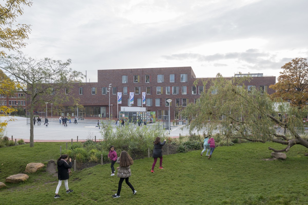O3 in de Haagse Rivierenbuurt is meer dan een school alleen, het is een buurthart (fotografie Luuk Kramer)