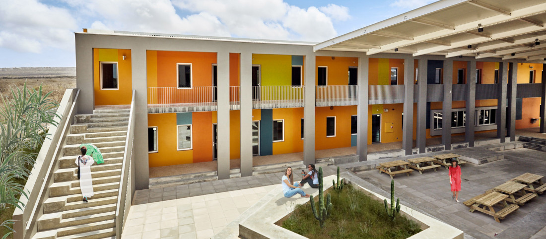 Liseo Boneriano, Scholengemeenschap Bonaire